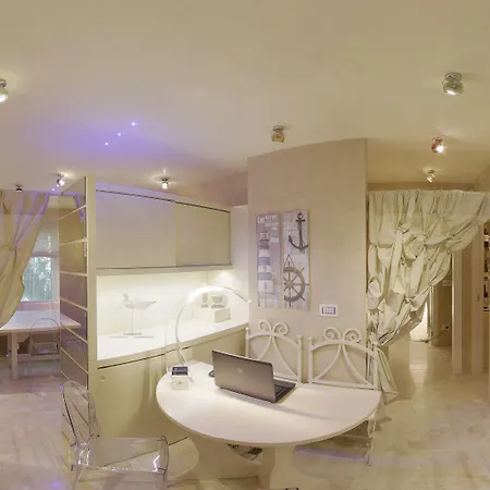 & Mirabel Γκράντο