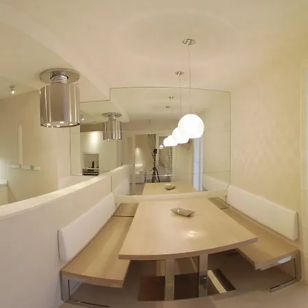 & Mirabel Ξενοδοχείο με διαμερίσματα 3*