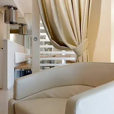 Apart-hotel & Mirabel 3*