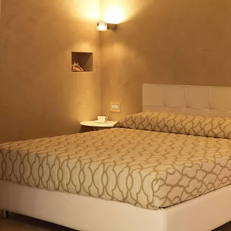 & Mirabel Aparthotel 3*