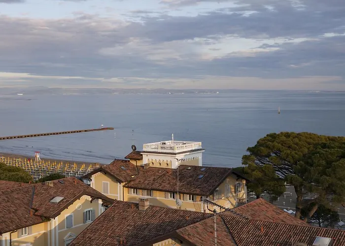 Aparthotel & Mirabel 3*