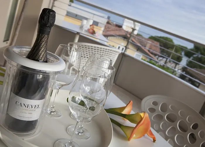 Apartmanhotel & Mirabel